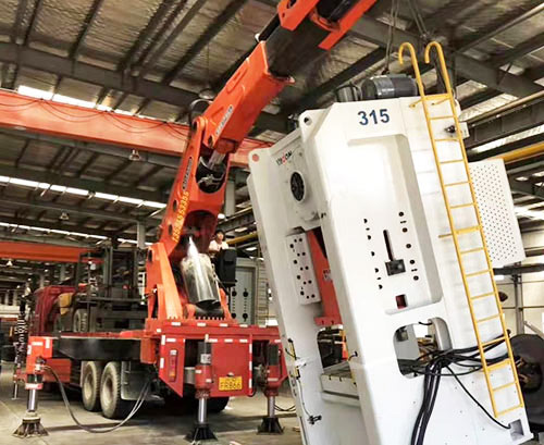 三乡镇提升工作效率，选择优质折臂吊租赁服务