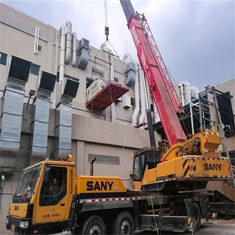 三乡镇租赁大型汽车吊，助力工程项目高效进行