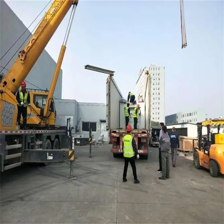 三乡镇如何找到附近的吊车救援服务